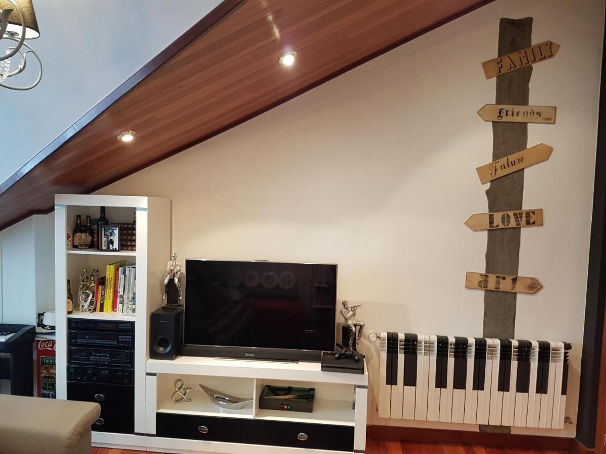 Alojamientos Marte Habitacion Con Bano Torrelavega Bagian luar foto
